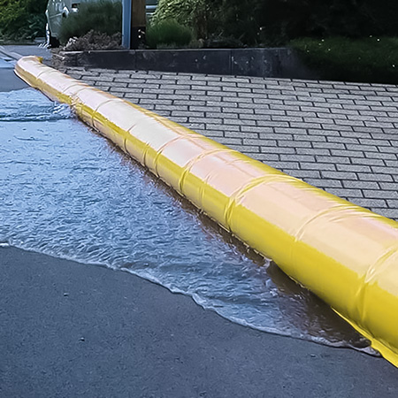 waterbarrier enclosing_yellow